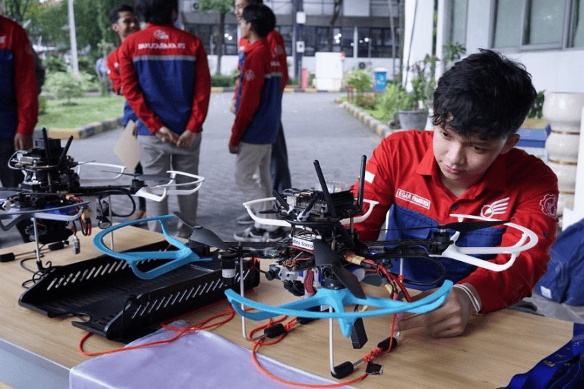 Tim Robot ITS Siap Berlaga di Kancah Internasional